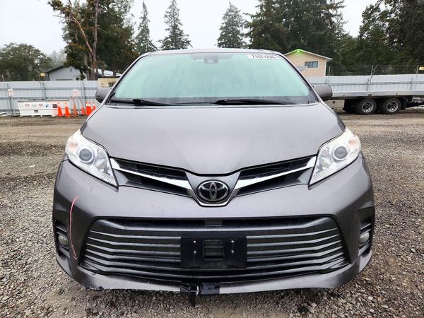 2018 TOYOTA SIENNA — DIRF