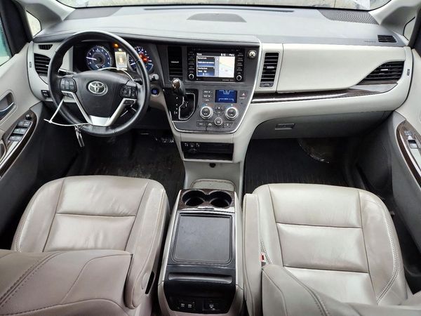 2018 TOYOTA SIENNA — CKPT