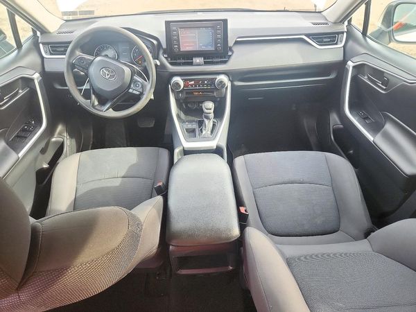 2019 TOYOTA RAV4 LE — CKPT