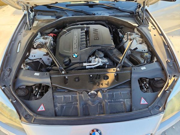 2015 BMW 640 — Engine bay