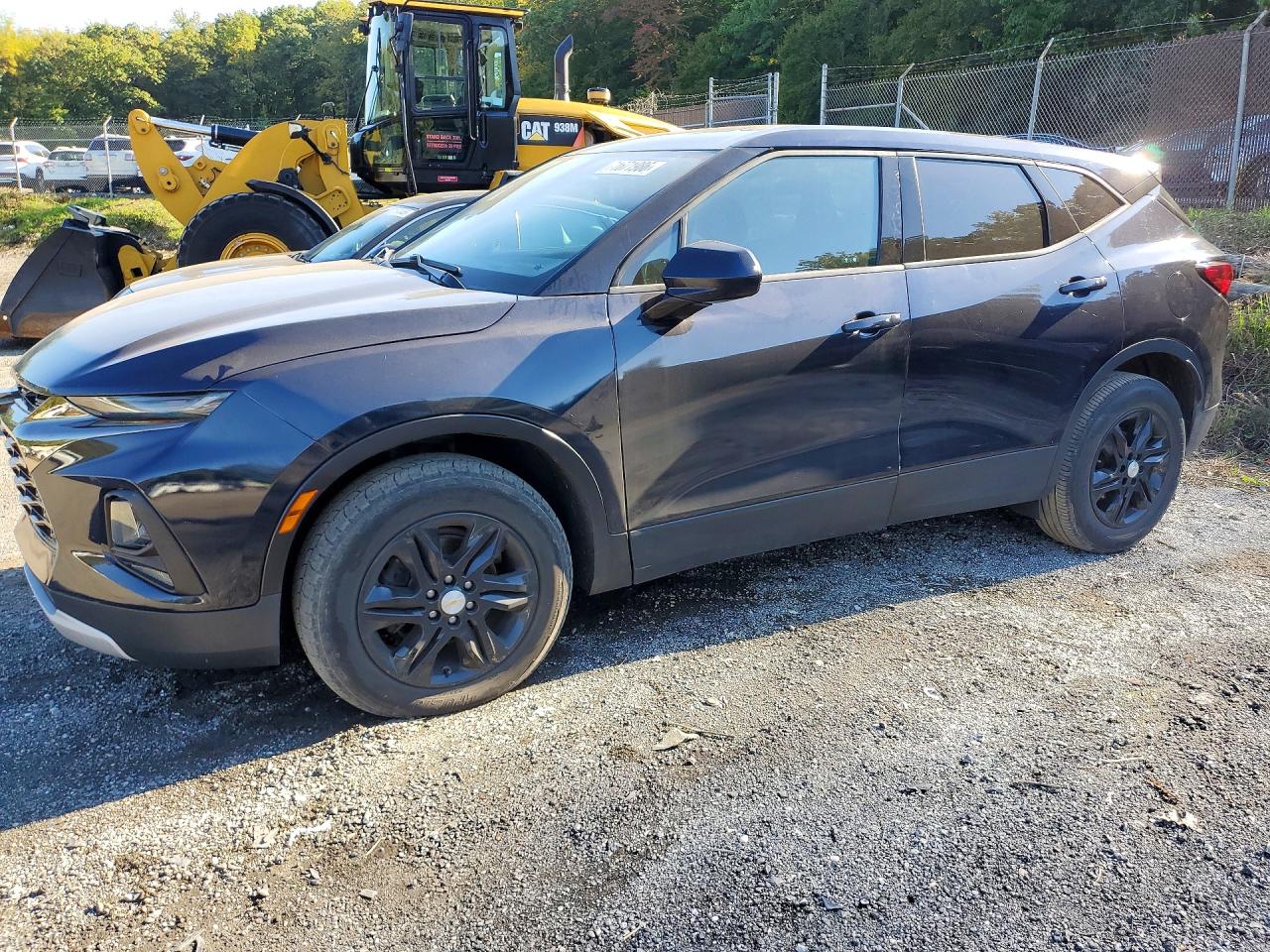 2021 CHEVROLET BLAZER 1LT — Front 3/4