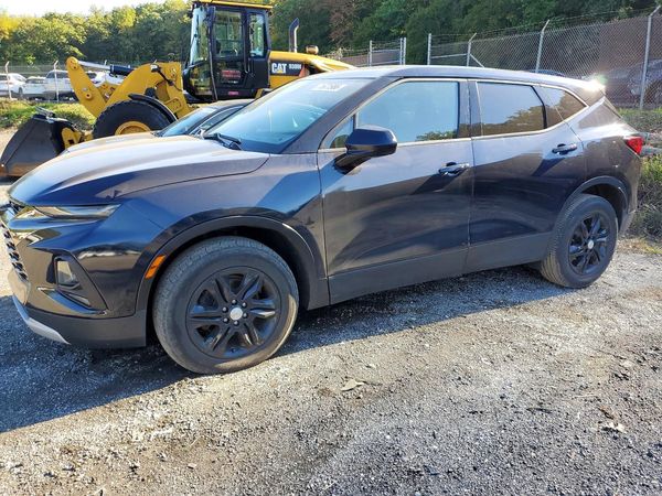 2021 CHEVROLET BLAZER 1LT — Front 3/4