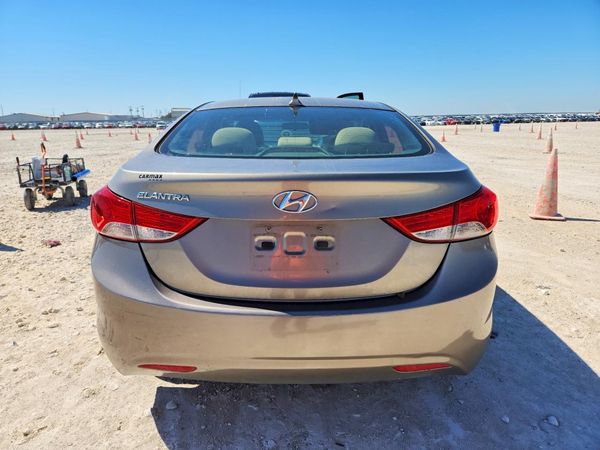 2013 HYUNDAI ELANTRA — DIRR