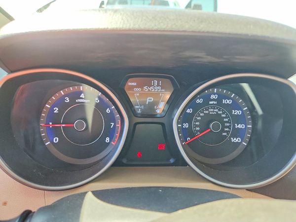 2013 HYUNDAI ELANTRA — ODOM