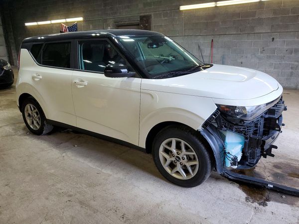 2025 KIA SOUL LX, S — Passenger 3/4