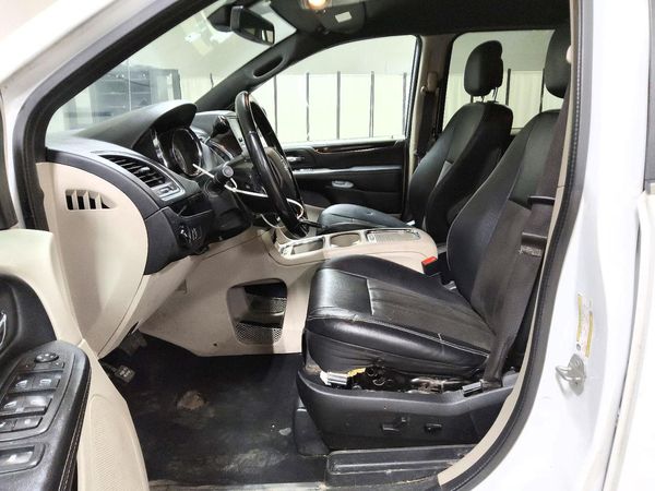 2020 DODGE CARAVAN SXT — DENT