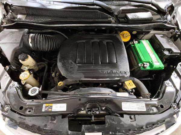 2020 DODGE CARAVAN SXT — Engine bay