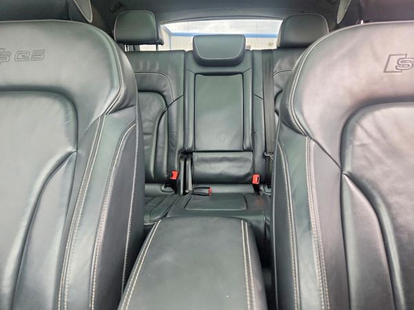 2014 AUDI Q5 Premium Plus — SUVN