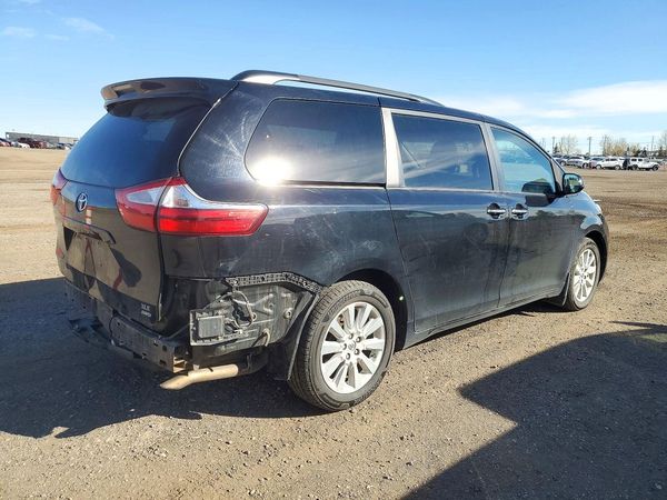 2015 TOYOTA SIENNA — PSRA