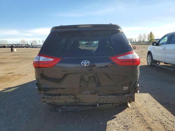 2015 TOYOTA SIENNA — DIRR