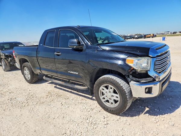 2014 TOYOTA TUNDRA SR5 — Passenger 3/4