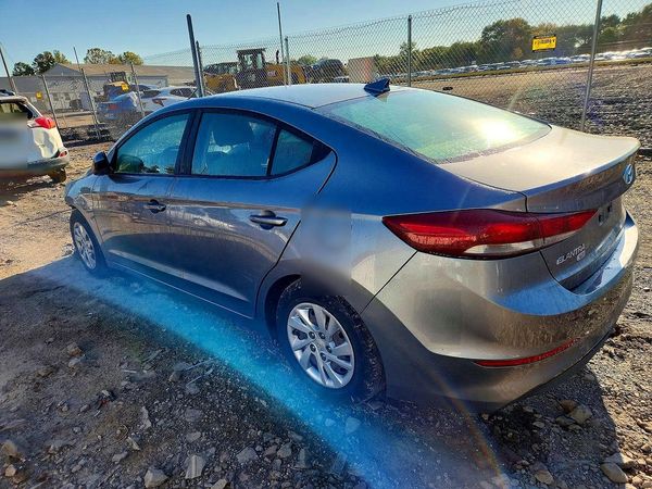 2017 HYUNDAI ELANTRA SE Base — DSRA