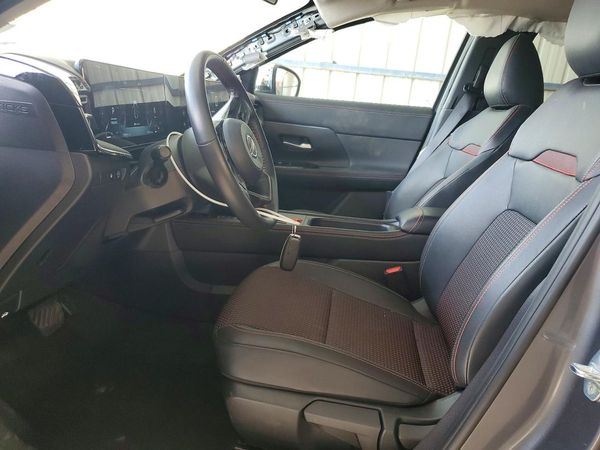 2026 NISSAN KICKS SR — DENT