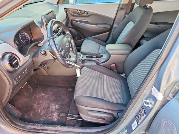 2021 HYUNDAI KONA SEL — DENT