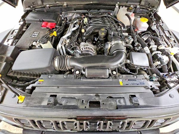 2026 JEEP WRANGLER Rubicon — Engine bay