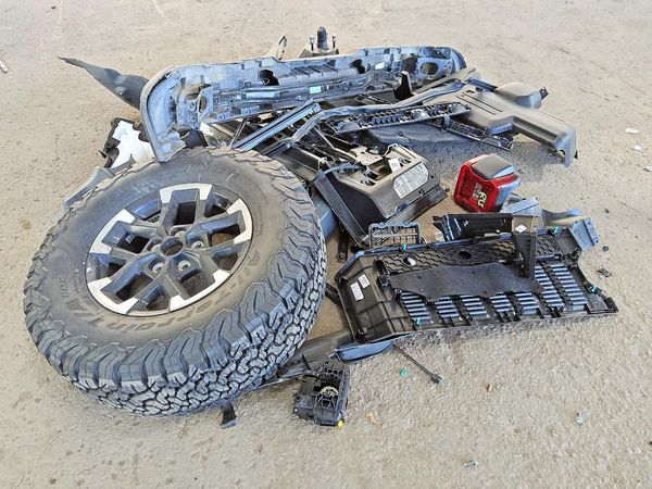 2026 JEEP WRANGLER Rubicon — LOOS