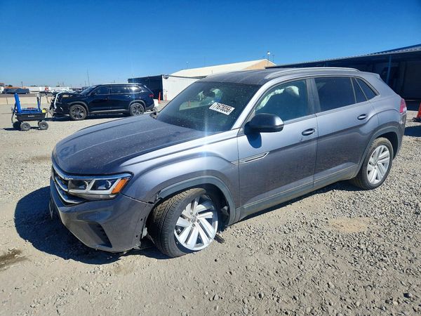 2021 VOLKSWAGEN ATLAS 4Motion SE — Front 3/4