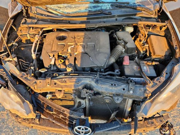 2016 TOYOTA COROLLA L/LE — Engine bay