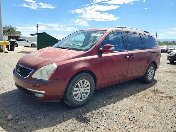 2014 KIA SEDONA — DSFA — Front 3/4