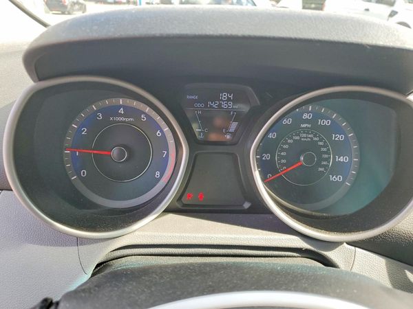 2013 HYUNDAI ELANTRA — ODOM