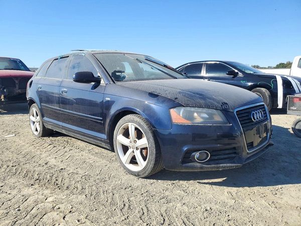 2013 AUDI A3 Premium Plus — Passenger 3/4