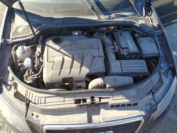 2013 AUDI A3 Premium Plus — Engine bay