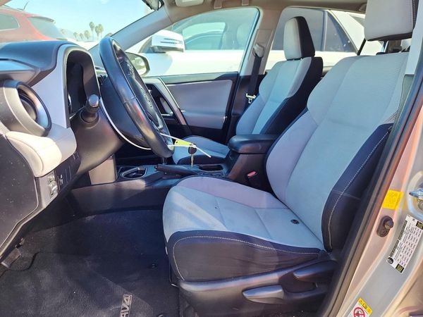 2016 TOYOTA RAV4 XLE (M Grade) — DENT