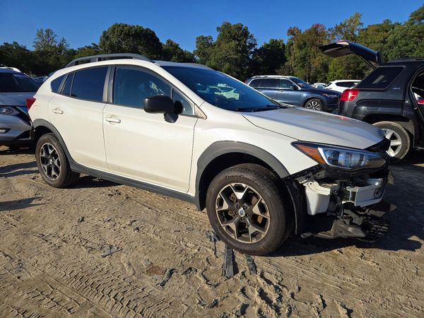 2018 SUBARU CROSSTREK Base — Passenger 3/4