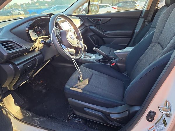 2018 SUBARU CROSSTREK Base — DENT
