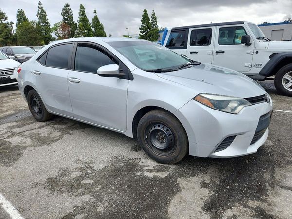 2015 TOYOTA COROLLA L/LE — Passenger 3/4