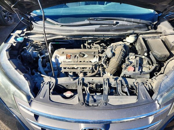 2014 HONDA CRV LX — Engine bay