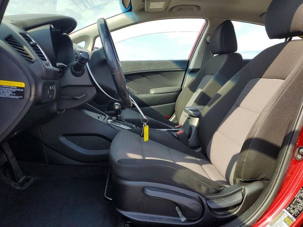 2018 KIA FORTE LX Pop,S,EX — DENT