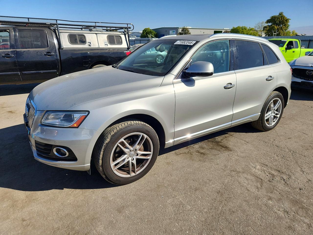 2016 AUDI Q5 quattro Premium Plus — Front 3/4
