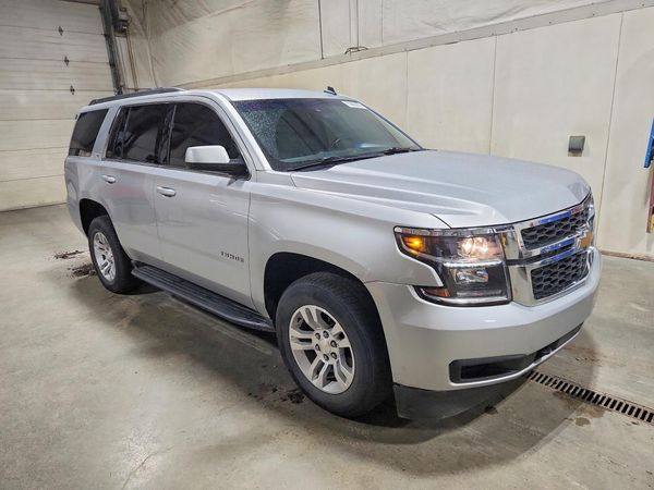 2015 CHEVROLET TAHOE LT — Passenger 3/4