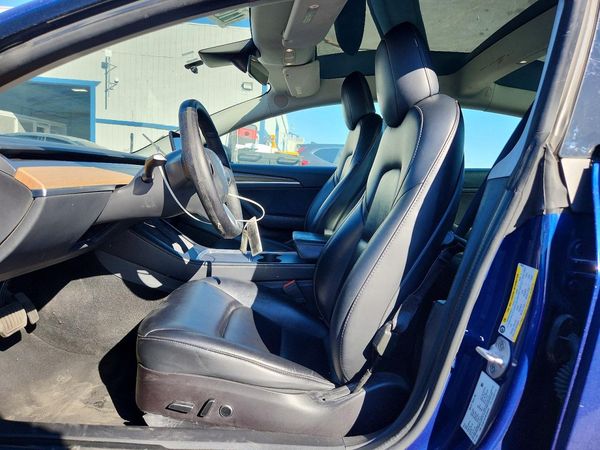 2022 TESLA MODEL 3 — DENT