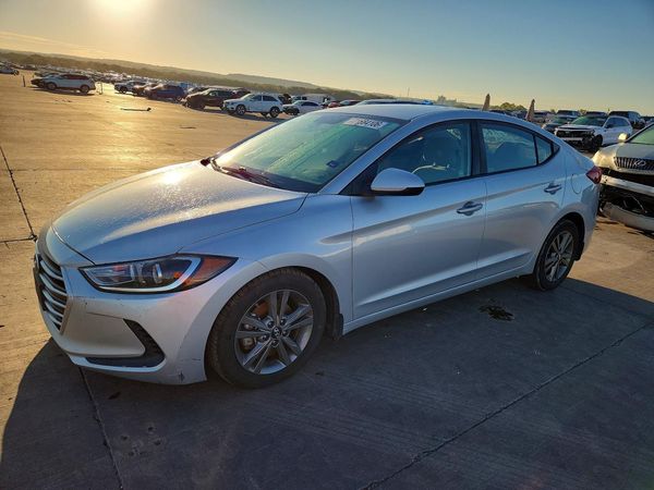 2018 HYUNDAI ELANTRA — DSFA — Front 3/4