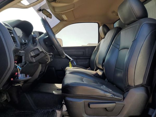 2019 RAM 5500 REG CAB CHASSIS