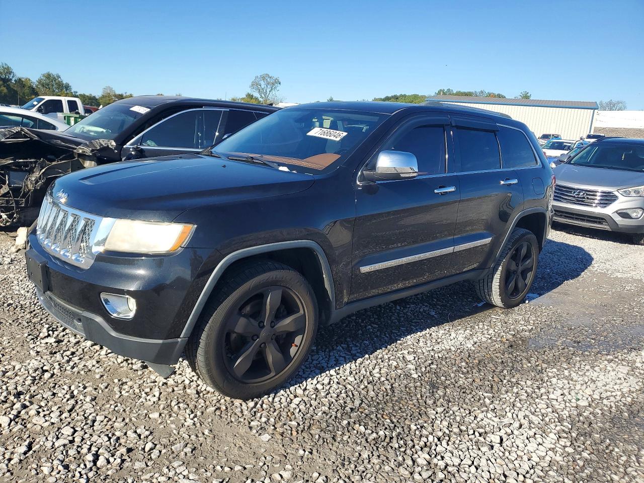 2012 JEEP CHEROKEE Overland — Front 3/4