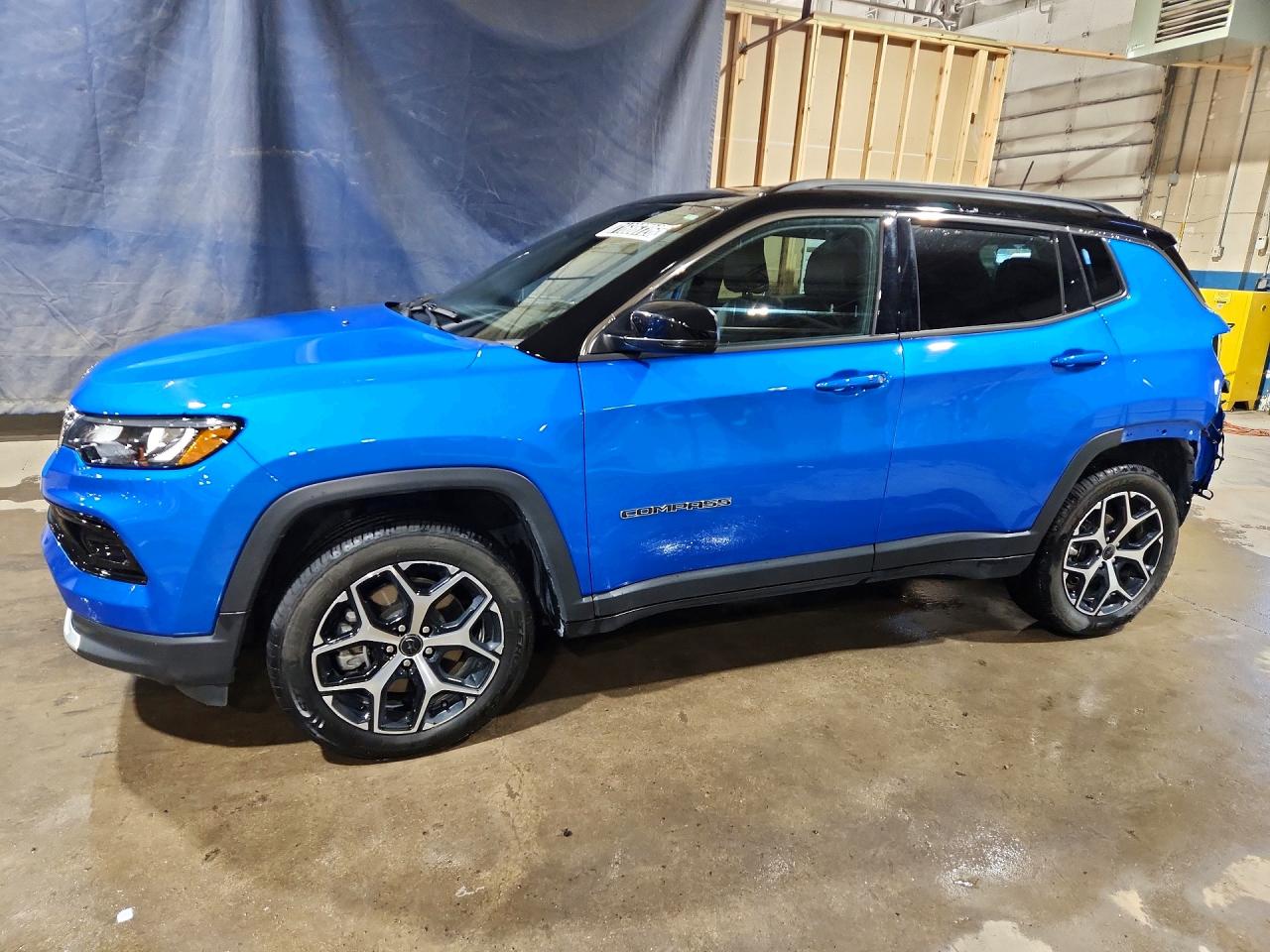 2025 JEEP COMPASS Limited — Front 3/4