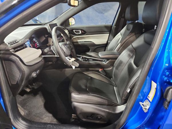 2025 JEEP COMPASS Limited — DENT