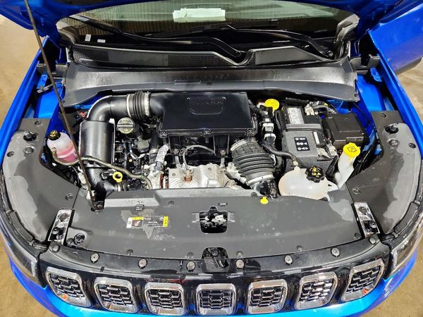 2025 JEEP COMPASS Limited — Engine bay
