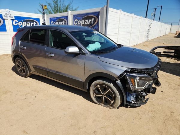2026 KIA NIRO LX — Passenger 3/4