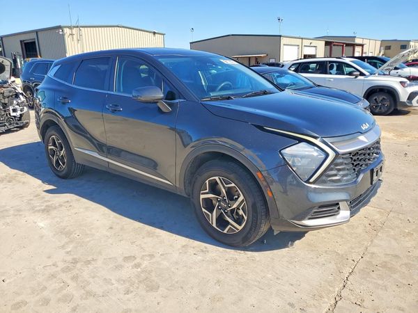 2023 KIA SPORTAGE LX — Passenger 3/4