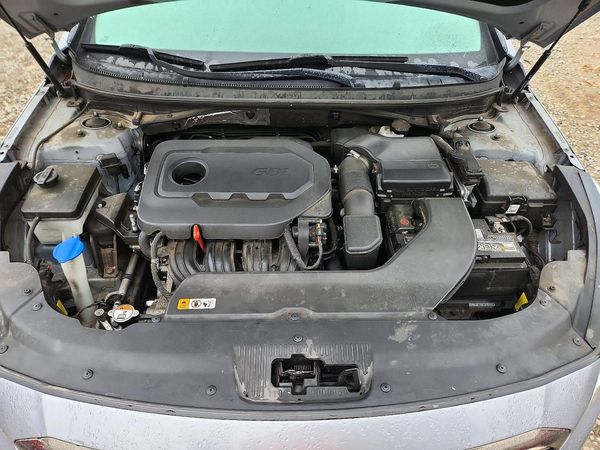 2016 HYUNDAI SONATA — Engine bay