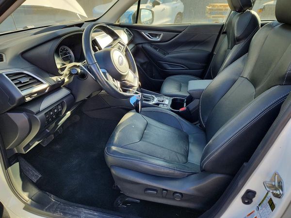 2019 SUBARU FORESTER Ltd Base+ES+SMART — DENT
