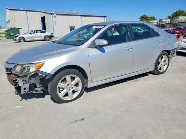 2012 TOYOTA CAMRY — DSFA — Front 3/4
