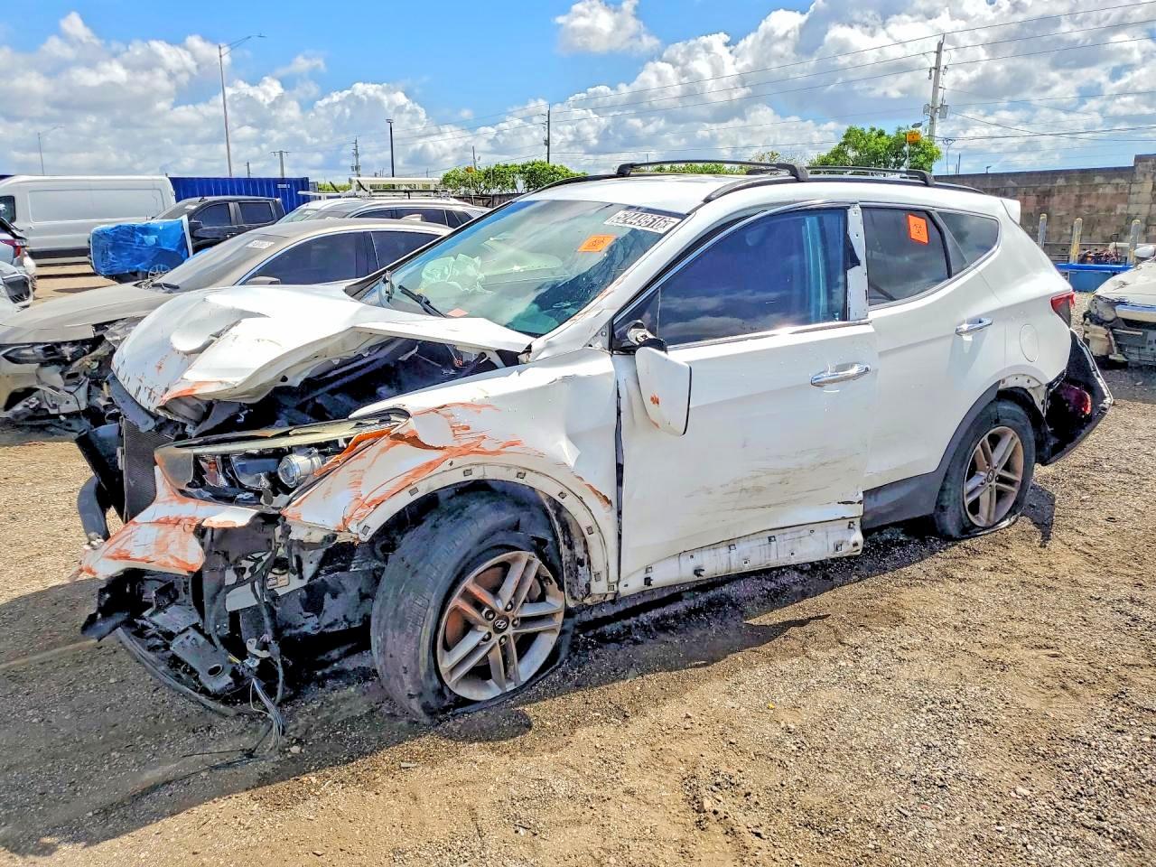 2017 HYUNDAI SANTA FE — Front 3/4