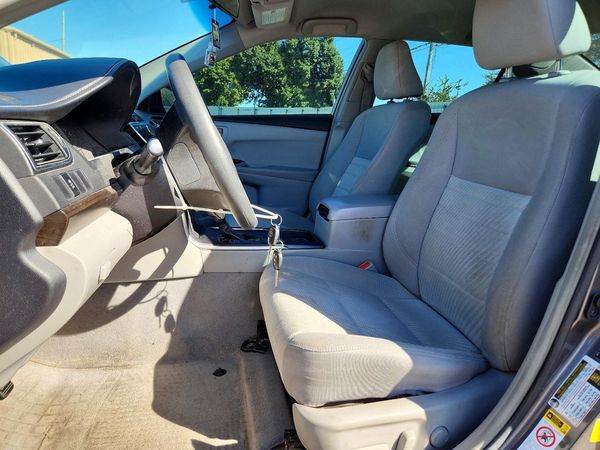 2015 TOYOTA CAMRY — DENT