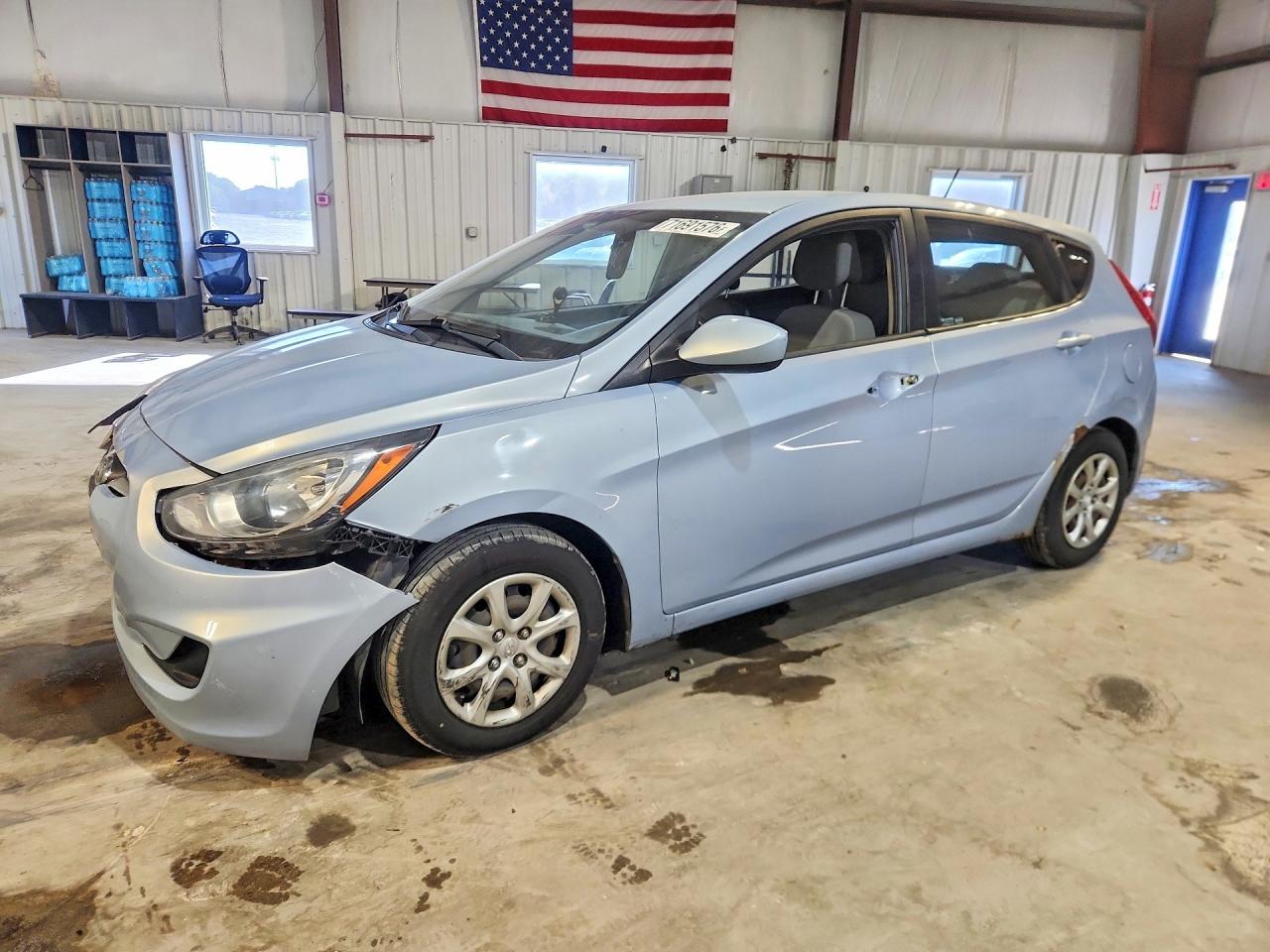 2012 HYUNDAI ACCENT GL (Middle-low grade) — Front 3/4