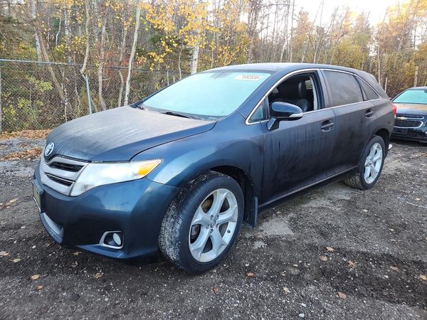 2014 TOYOTA VENZA XLE — Front 3/4